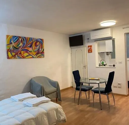 Gianfranco - City Center Apt